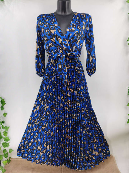 Robe Emporium Bleue